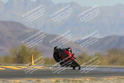 media/Apr-09-2023-SoCal Trackdays (Sun) [[333f347954]]/Turn 14 (1015am)/